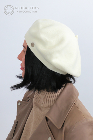 Женская шапка GL669